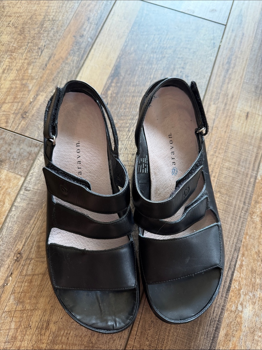 Aravon Black Women's Open-Toe Slingback Sandals 8AA